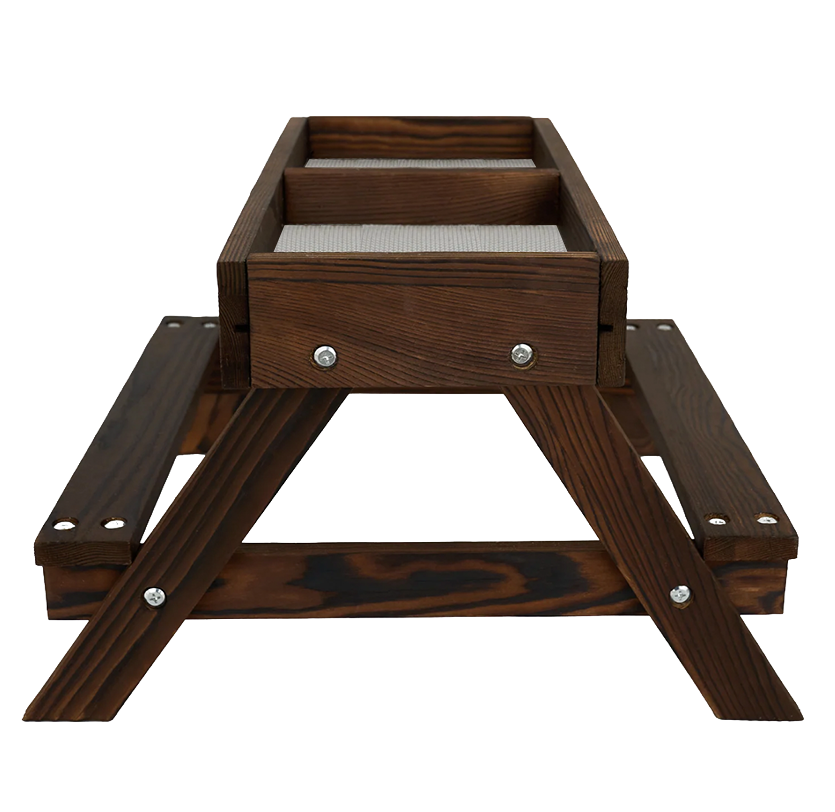 Chicknic Table
